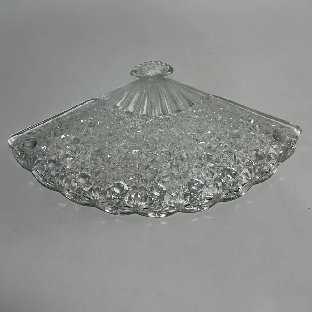 Vintage FENTON GLASS Clear VANITY FAN Tray DAISY & BUTTON Design 10.5